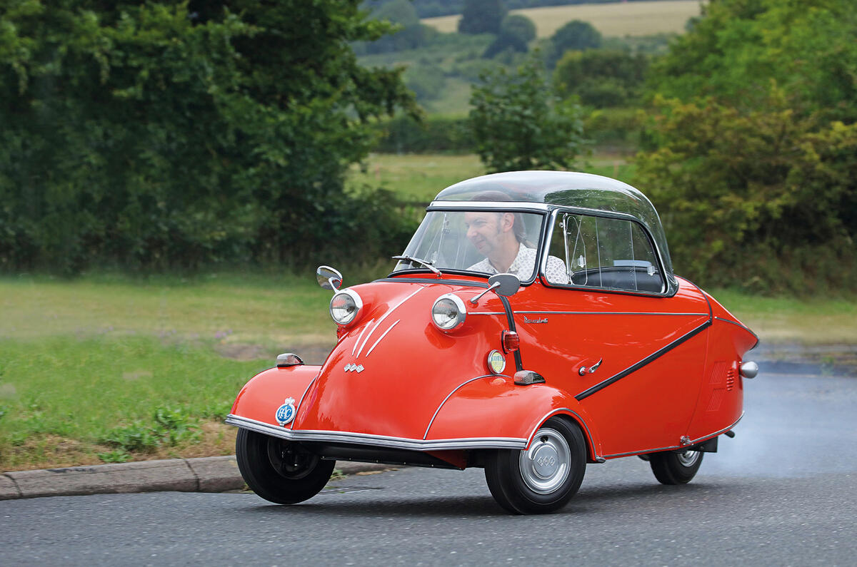 Messerschmitt KR200 de três rodas, veículo similar ao Fend Flitzer