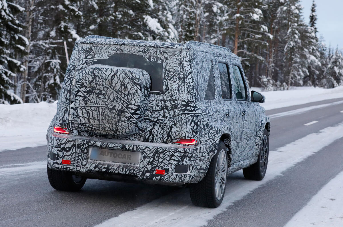 Renderização do Mercedes-Benz 'Little G' em vista traseira lateral