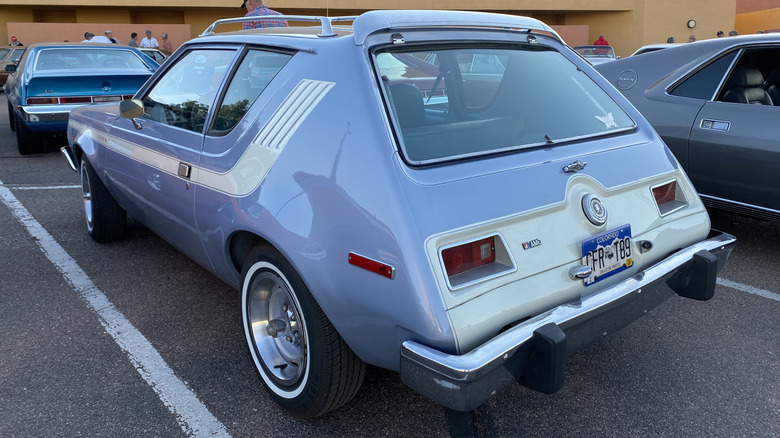 Vista lateral do AMC Gremlin 1970