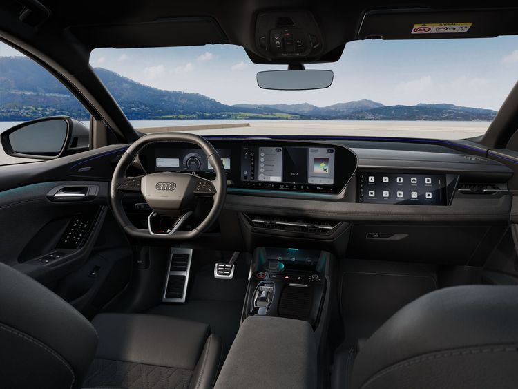 Audi Q6 e-tron 2026 vem ao Brasil mais potente e tecnológico