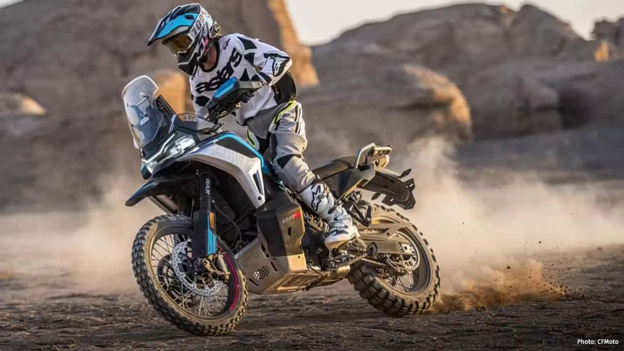CFMoto 1000 MT-X em ambiente off-road
