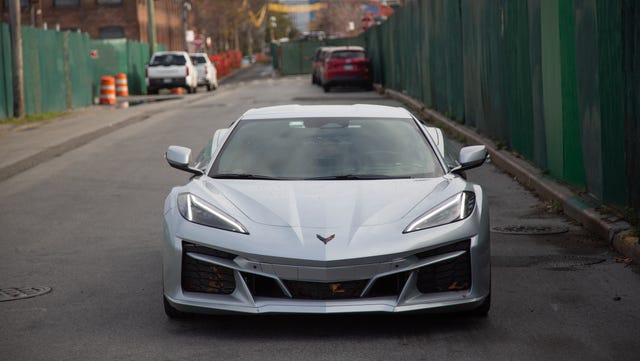 Chevrolet Corvette E-Ray, vista frontal