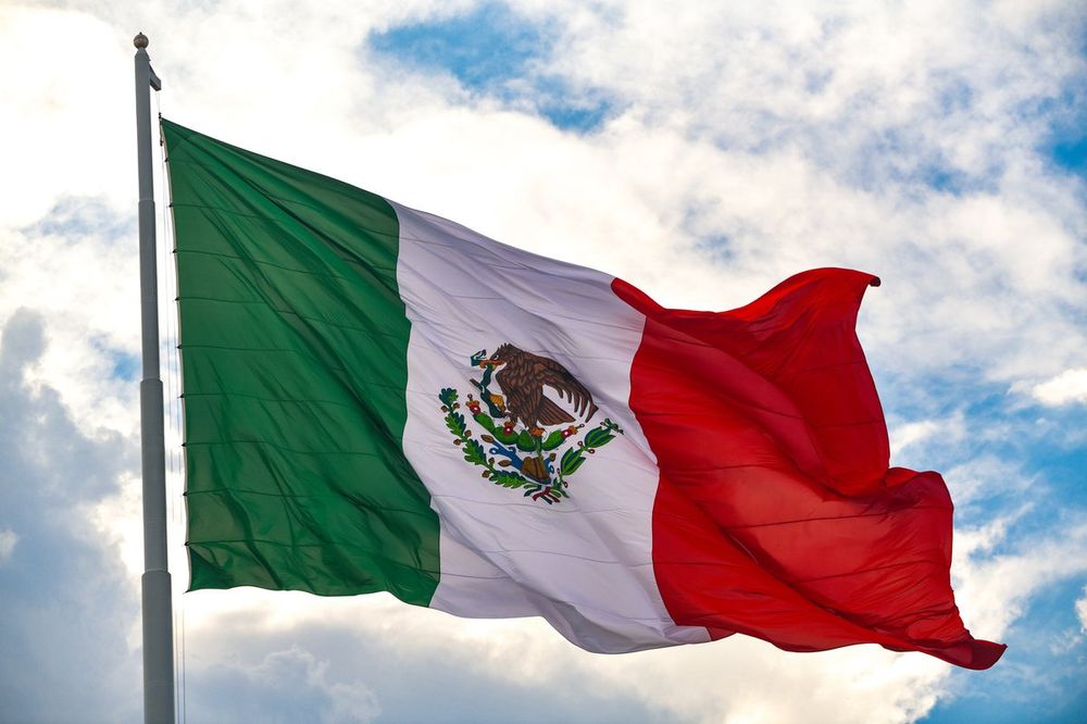 Bandeira do México em destaque