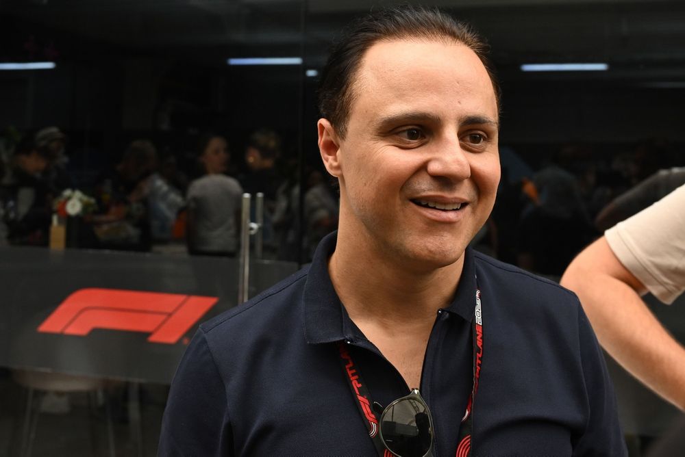 Felipe Massa no paddock da Fórmula 1