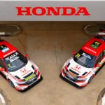 Honda Civic Type R TCR em pista de corrida
