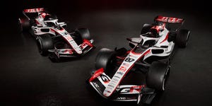Carro Haas VF-26 da Fórmula 1 em pista