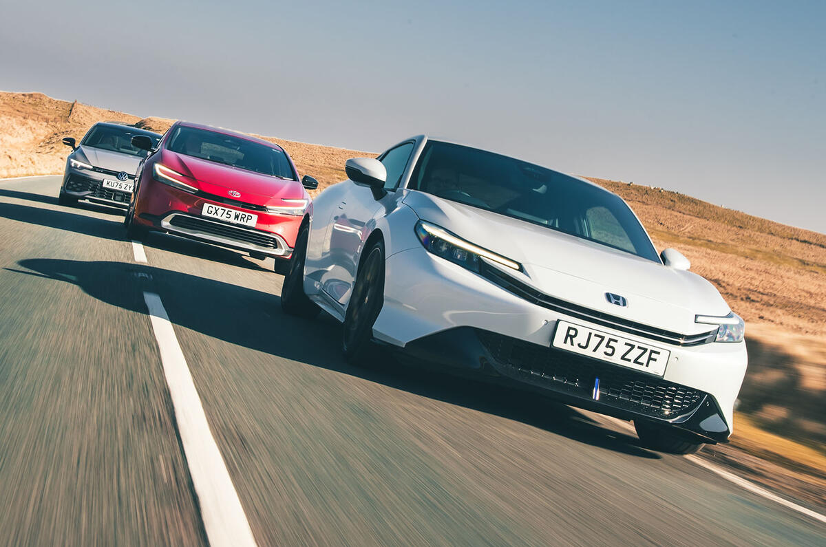 Honda Prelude híbrido 2026 em teste com Toyota Prius Plug-in e Volkswagen Golf GTE