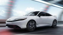 Traseira do Honda Prelude 2026 branco estacionado