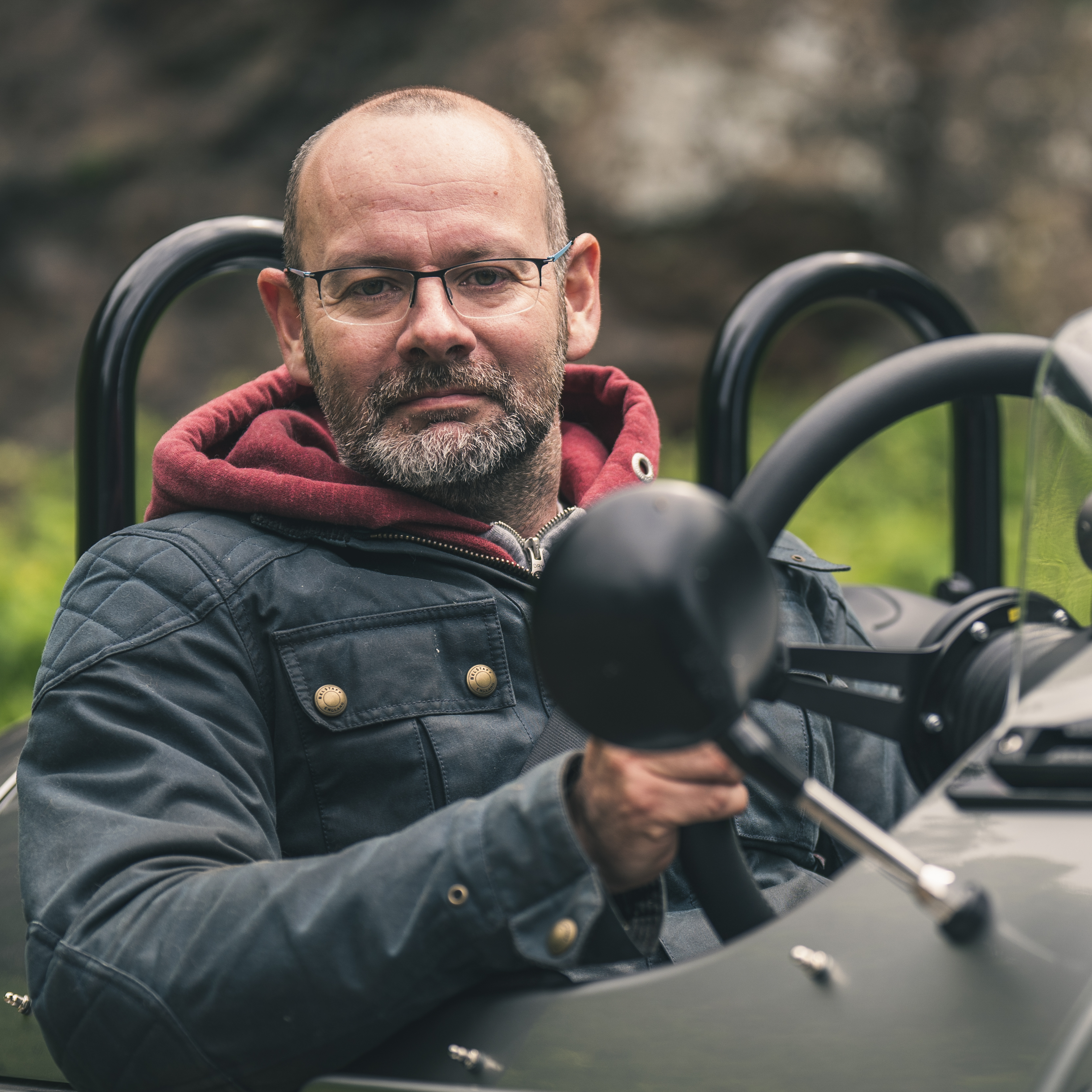 Matt Prior, jornalista automotivo, em retrato