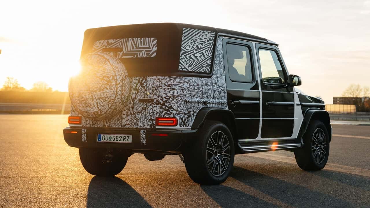 Protótipo camuflado do novo Mercedes G-Class Cabriolet