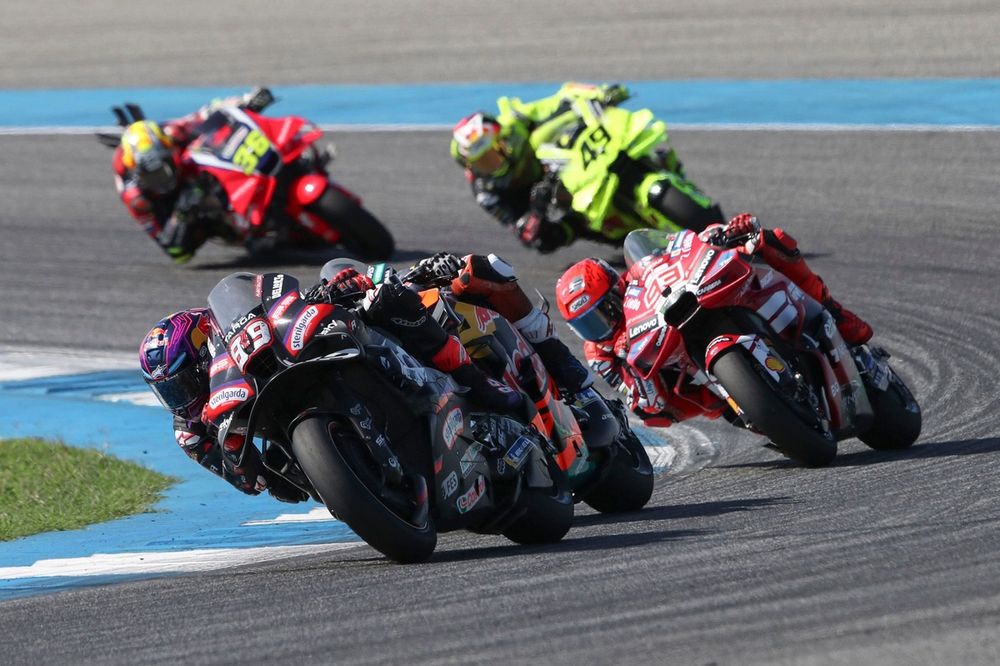 Jorge Martin (Aprilia Racing Team) em ação na pista