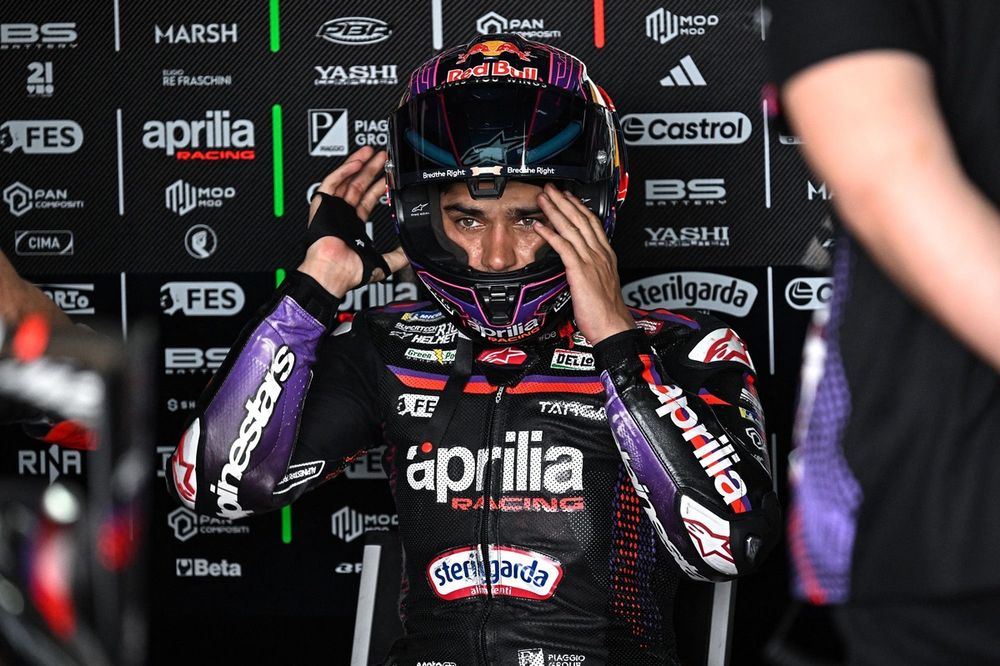Jorge Martín pilotando a Aprilia de corrida