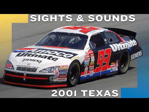 Carros de corrida da NASCAR de 2001 em ação