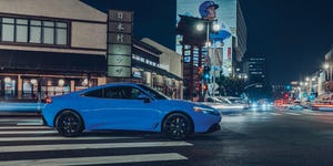 Interior do Honda Prelude 2026, painel e tela central