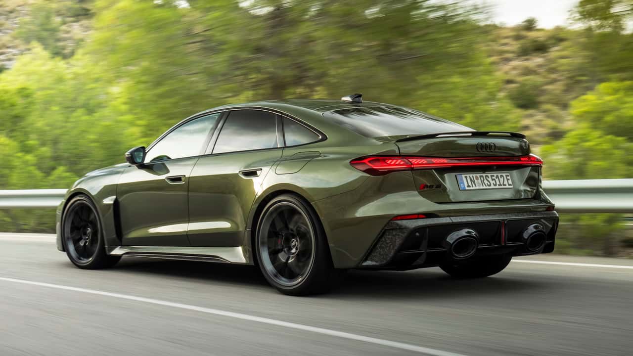 Audi RS5 Sedan