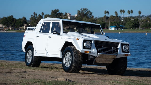 Interior do Lamborghini LM002