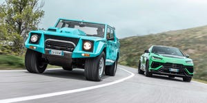 Lamborghini Urus e LM002 lado a lado