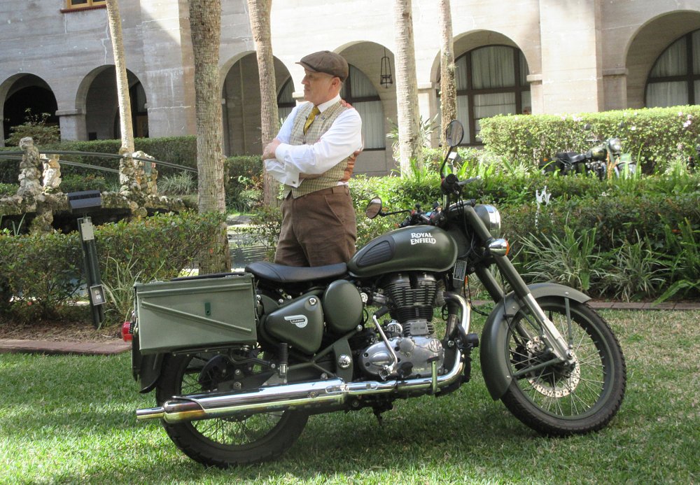 Motocicleta Royal Enfield Bullet