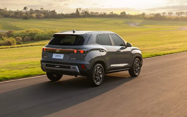 Hyundai Creta 2026 na cor branca visto de frente