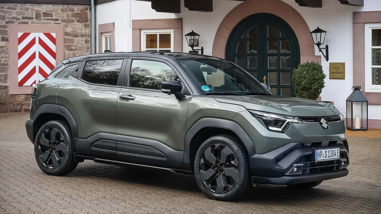 Suzuki e Vitara 2027 em teste na estrada