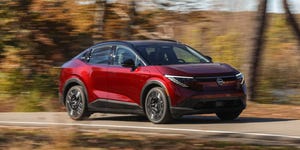 Traseira do Nissan Leaf 2026, com destaque para as lanternas