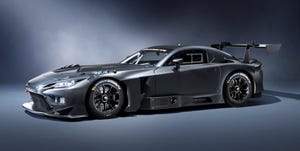 Toyota GR GT3 Concept branco e preto, vista lateral