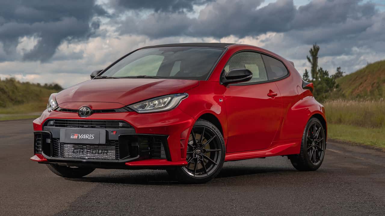 Toyota GR Yaris no Brasil, visão frontal em movimento