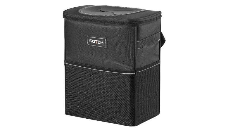 Lixeira automotiva HOTOR Car Trash Can, mostrando seu design compacto e tampa.