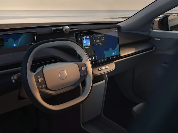 Volvo EX60 2026, interior e painel