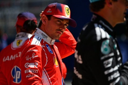Carro da Ferrari na pista, representando a Scuderia