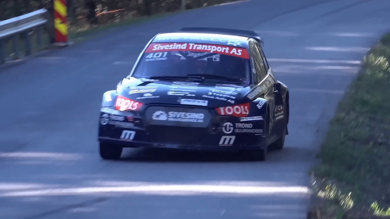Audi A1 de rallycross com motor Volvo modificado